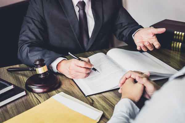 Criminal Defense Lawyer